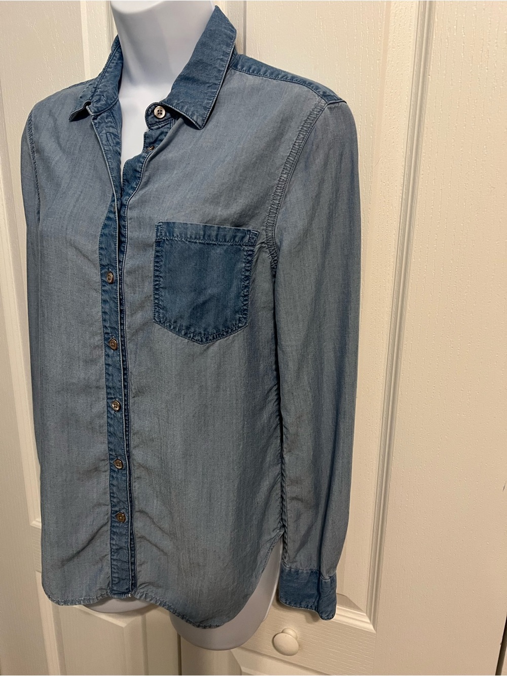 7 For All Mankind Light Blue Denim Button-Down Shirt - Picture 2 of 7